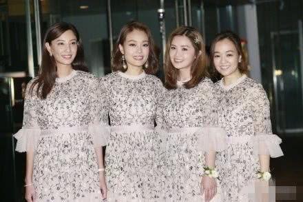 卓伟爆料阿娇结婚视频播放,阿娇甜蜜婚礼视频曝光,甜蜜瞬间引网友热议 第3张 卓伟爆料阿娇结婚视频播放,阿娇甜蜜婚礼视频曝光,甜蜜瞬间引网友热议 第3张